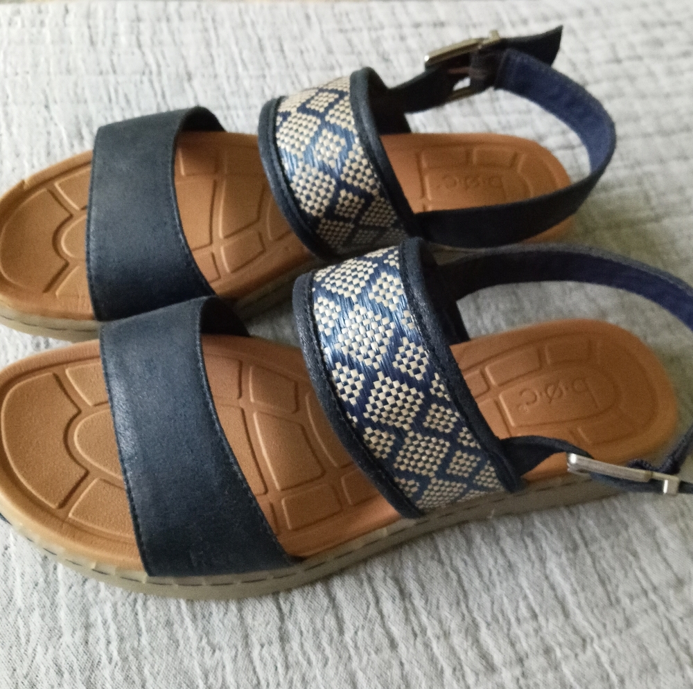 Stylish Black and Tan Women's Sandals
